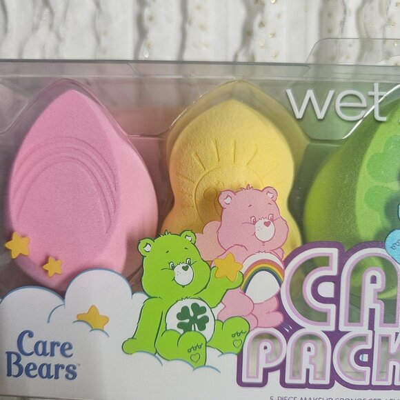 Wet n Wild Care Bears “Care Package” Makeup Sponge Collection - Picture 4 of 6